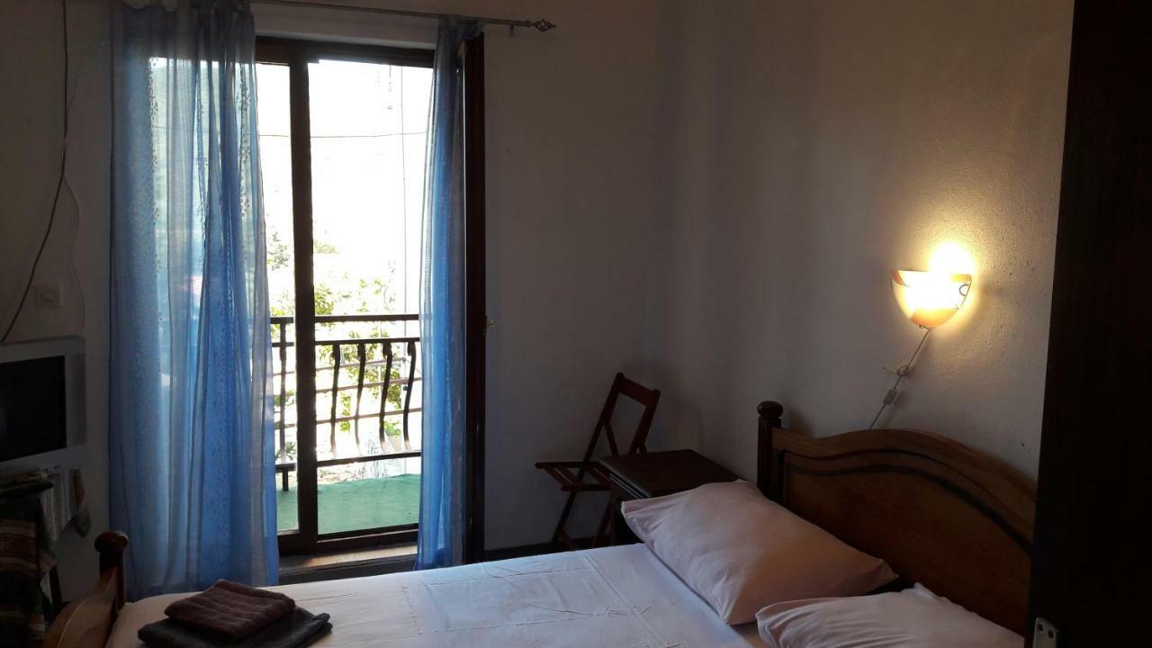 Apartments Antonio Stari Grad  Exterior photo